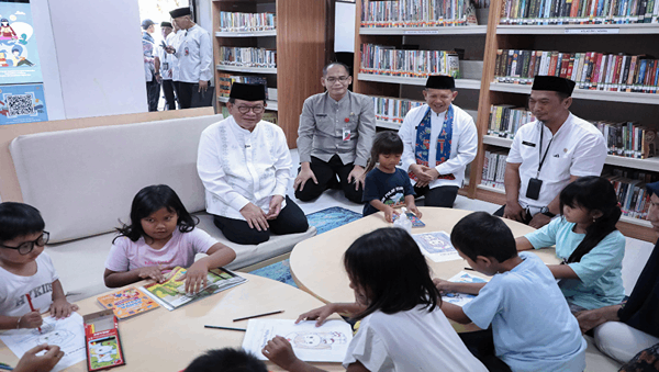 Pramono Anung Safari Ramadan di Kepulauan Seribu