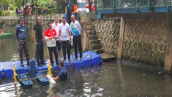 Populasi 60% Lebih, Pemprov Jakarta Gelar Operasi Tangkap Ikan Sapu-Sapu